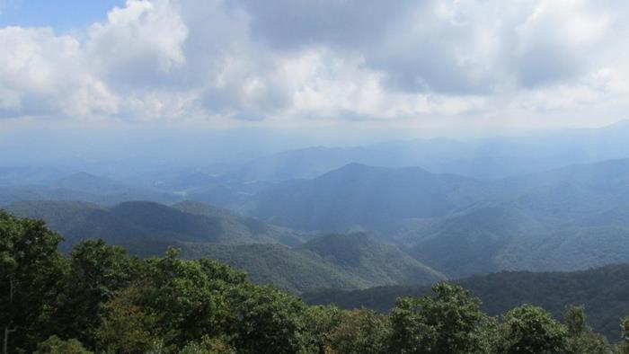Mostly cloudy but still some great mountain views. You need to see it on a clear day!
