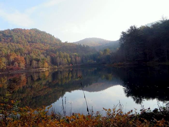 You can't beat the beauty of a mountain lake!