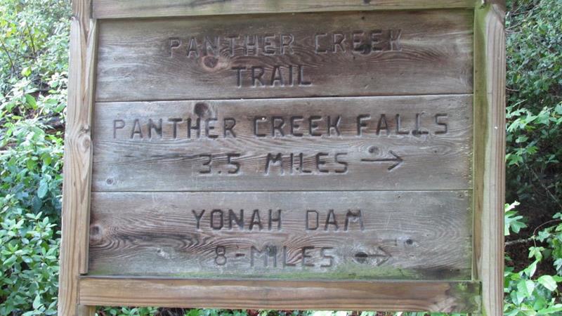 Trail sign at the start.
