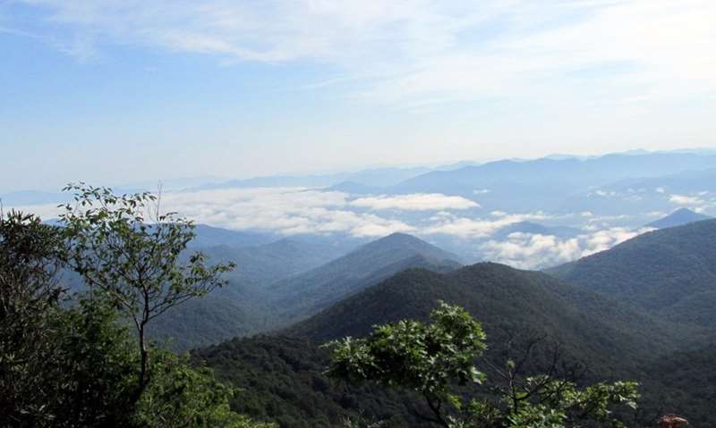 Our first viewpoint on Pickens Nose was spectacular!
