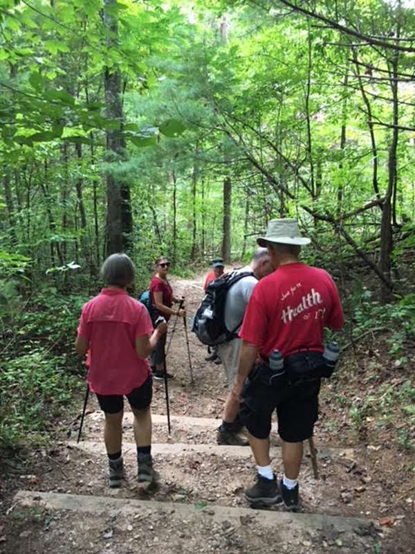 Leaving the parking lot onto the Unicoi / Helen Trail.
