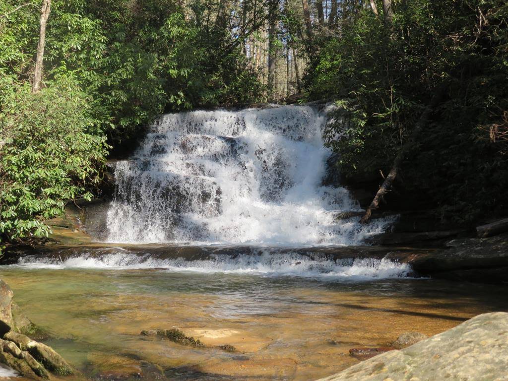 Beautiful Stonewall Falls
