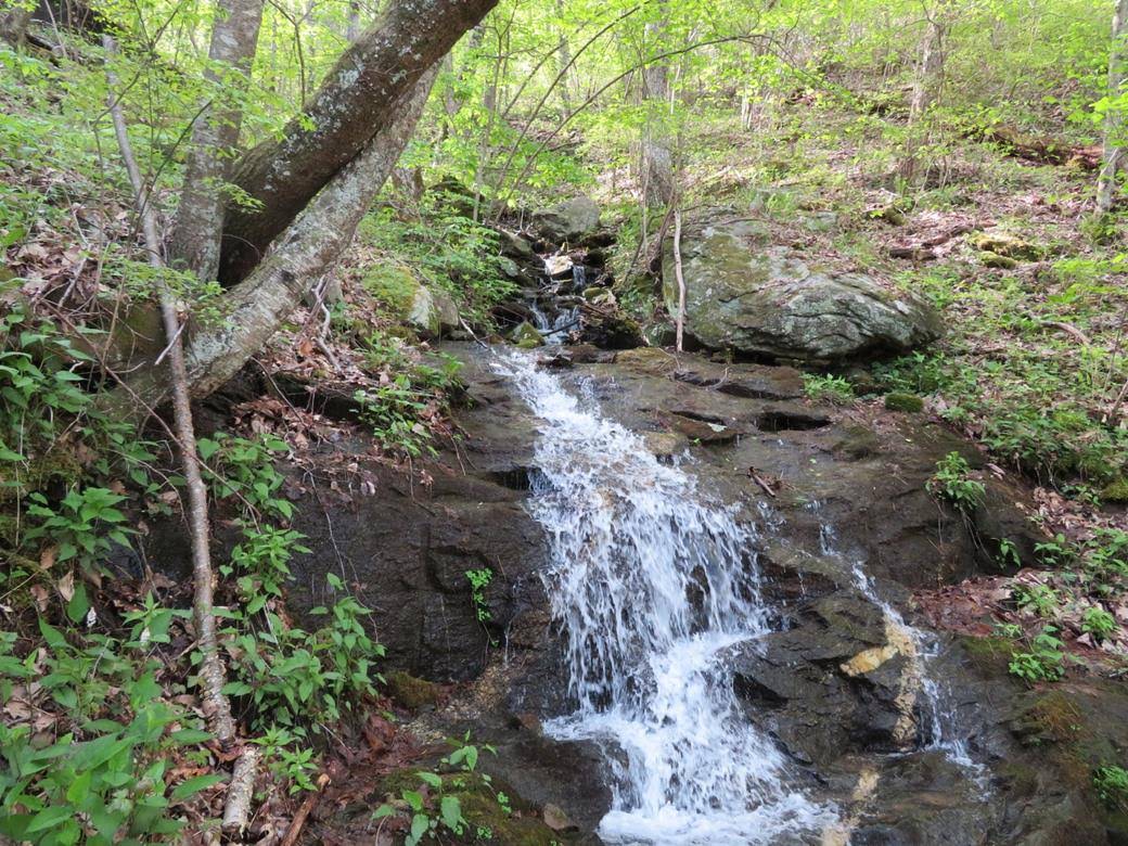 The upper portion of the falls.