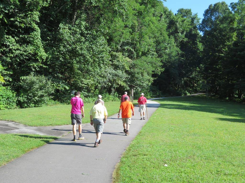 Nice asphalt trail to Upper Whitewater Falls.