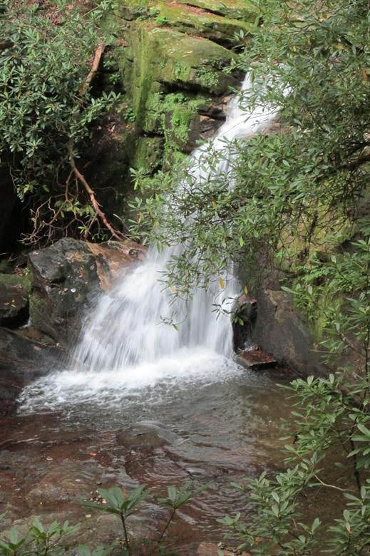 There are several nice waterfalls along the trail to Raven Cliffs.