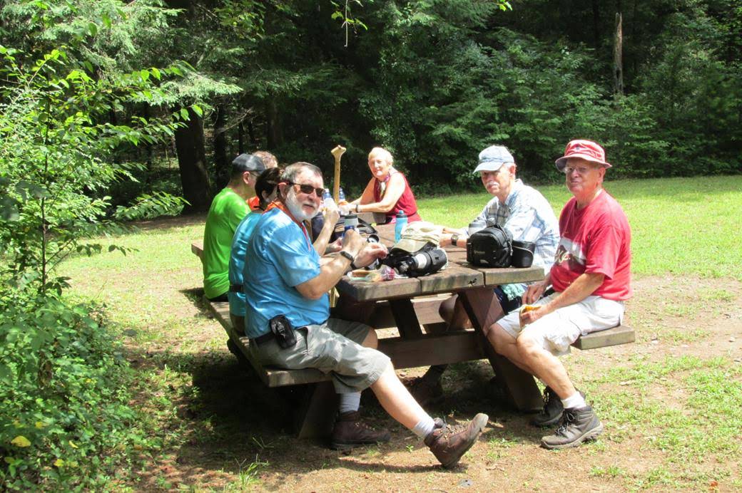 Back to the parking area for lunch!