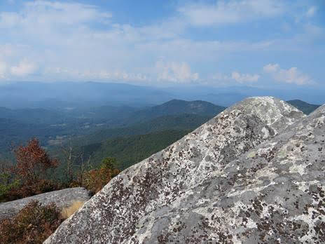 Massive rock cliffs with spectacular views.